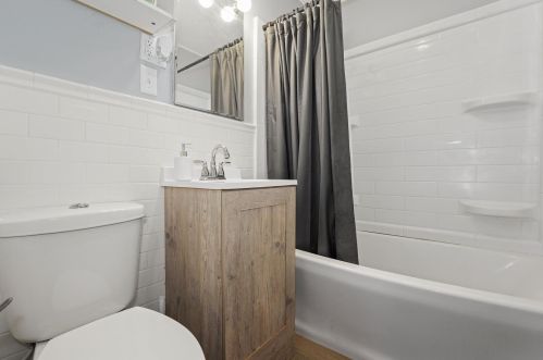 1450 Kinsey Ave, Joliet IL 60436-2546 exterior