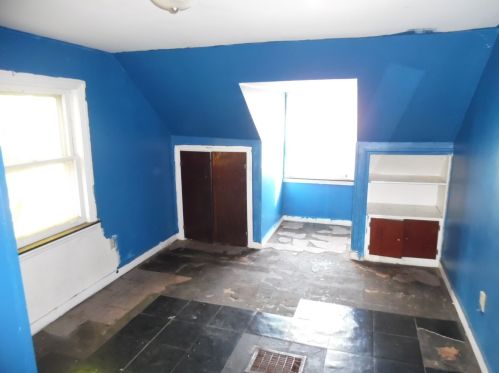 14324 Dearborn St, Chicago IL 60827-2858 exterior