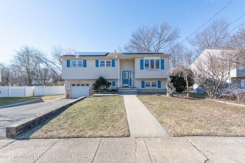 12 Crk Rd, Hazlet NJ 07730-2205 exterior