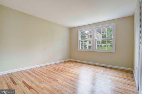 3301 Beret Ln, Silver Spring MD 20906-3028 exterior