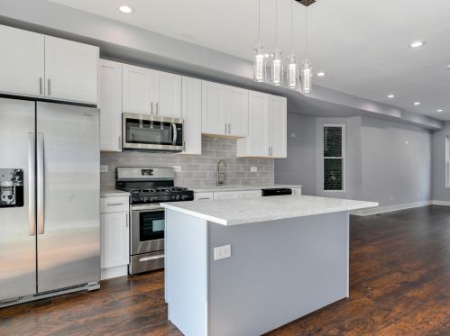 2047 Keeler Ave, Chicago IL 60803-1614 exterior