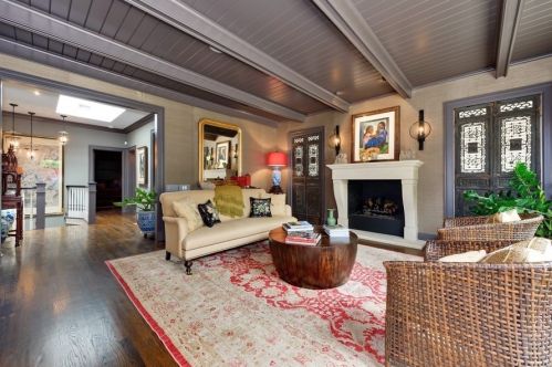 1521 State Pkwy, Chicago IL 60610-1613 exterior