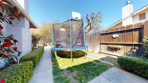 1515 Michael Way, Turlock CA 95382-2101 exterior