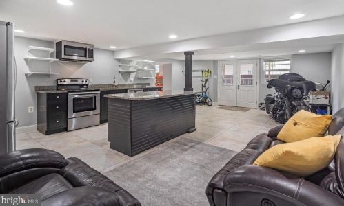 4409 Bennion Rd, Silver Spring MD 20906-4677 exterior