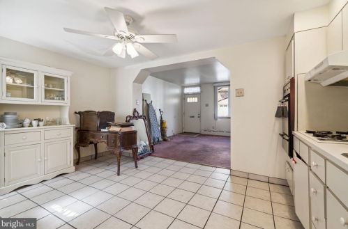 712 Carpenter St, Philadelphia PA 19146-3907 exterior