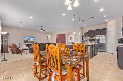 1461 Carriage Ln, Chandler AZ 85224-1103 exterior