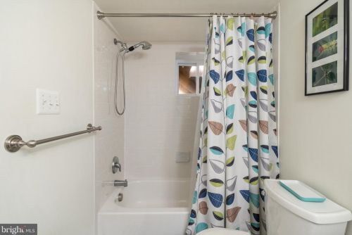 453 Lamont St, Washington DC 20010-2516 exterior