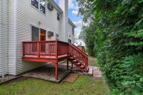 113 Forestwood Dr, Providence RI 02904-3839 exterior