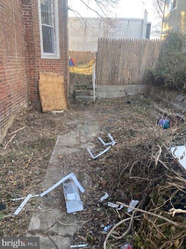 120 6 St, Darby PA 19023-2306 exterior