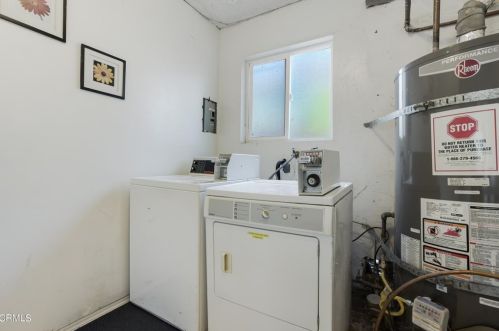 5325 Driftwood St, Oxnard CA 93035-1030 exterior