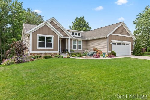 5346 Rischow Dr, Wyoming, MI