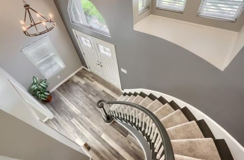 1093 Lakemont Dr, Pittsburgh PA  15243-1817 exterior