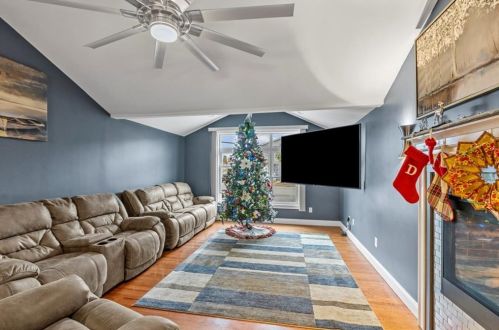 142 Lexington Ave, Providence RI 02904-4413 exterior