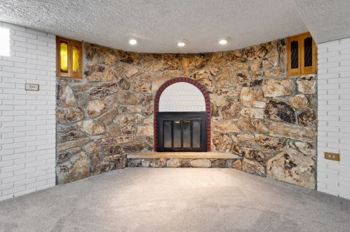 8232 Catherine Ave, Chicago IL 60656-1110 exterior