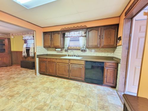 829 34 St, Chicago IL 60608-6703 exterior