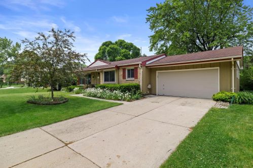 4617 109th St, Milwaukee, WI 53225-4405