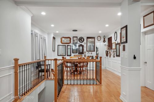 7251 Paxton Ave, Chicago IL  60649-2519 exterior