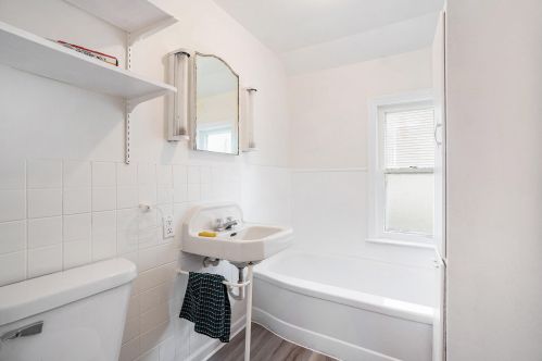 1828 Franklin St, Meskegon MI 49441-2224 exterior