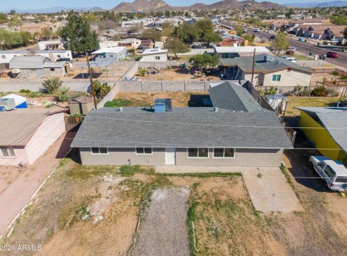 1942 Campo Bello Dr, Phoenix AZ 85032-2051 exterior