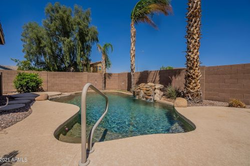 4230 Firestone Dr, Chandler AZ  85249-7368 exterior