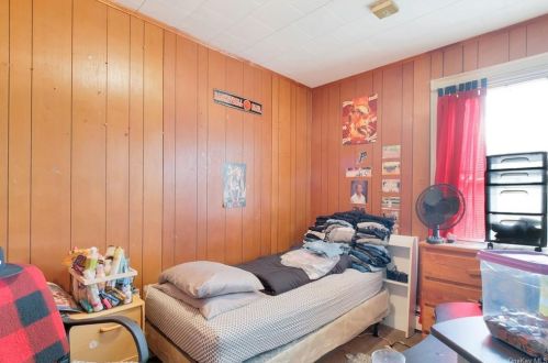 27 Harrison St, Poughkeepsie NY 12601-2726 exterior