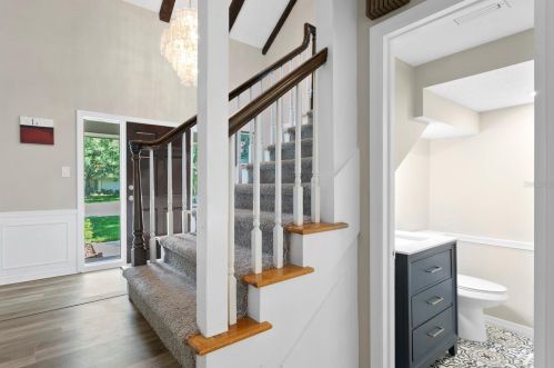 708 Grand Cir, Tampa FL  33617-7844 exterior