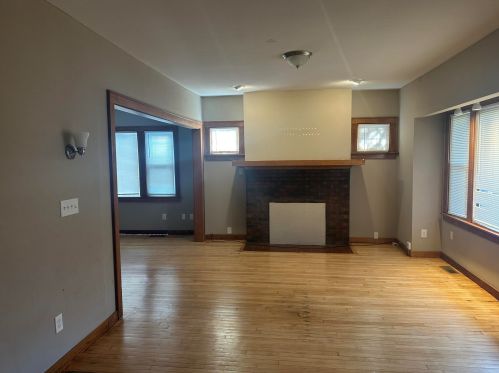 2410 Sherman Blvd, Milwaukee WI  53210-2946 exterior