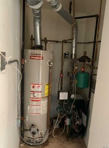 3939 Secor Ave, Bronx NY 10466-2412 exterior