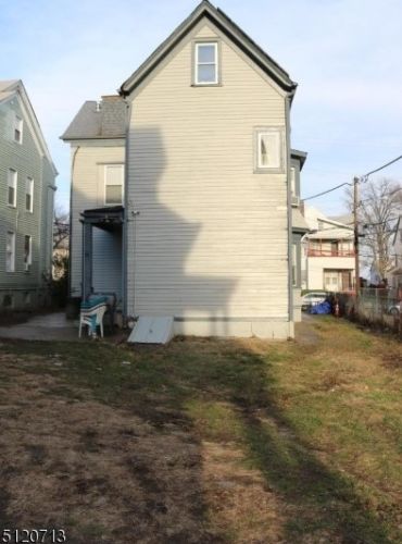 101 Haledon Ave, Paterson NJ  07522-1242 exterior