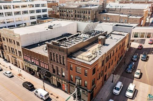 3 Superior St, Duluth MN 55804-2422 exterior