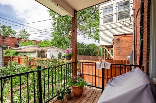 3882 Humphrey St, Saint Louis MO 63116-4825 exterior