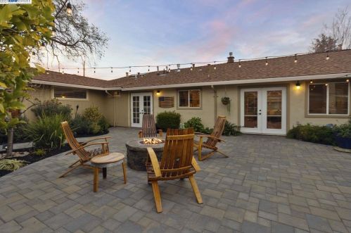 1870 Elinora Dr, Concord CA 94523-2815 exterior