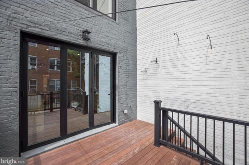 1834 Swann St, Washington DC  20009-5505 exterior