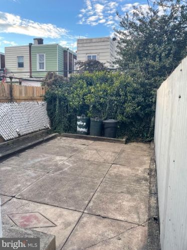 3096 Aramingo Ave, Philadelphia PA 19134-4421 exterior