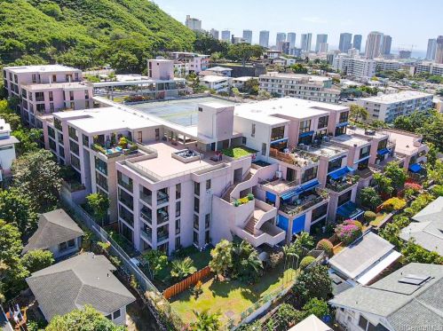 217 Prospect St, Honolulu HI  96813-1724 exterior