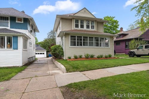 45 Benjamin Ave, Grand Rapids, MI 49503-3775