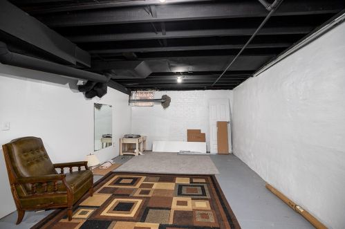 1221 Dunham St, Grand Rapids MI 49506-2629 exterior