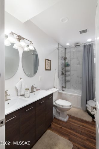 2201 Los Altos Ave, Tucson AZ  85705-5727 exterior