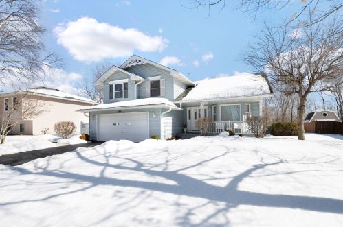 904 Addleman St, Joliet, IL 60431-8761