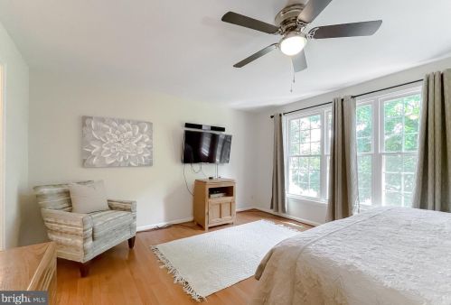 900 Chatsworth Dr, Accokeek MD 20607-2056 exterior