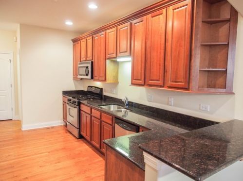 191 Mayo Ct, Elmhurst IL  60126-5158 exterior