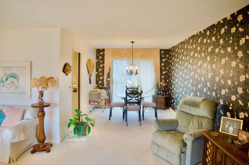 1252 Edinborough Dr, Meskegon MI 49441-5326 exterior