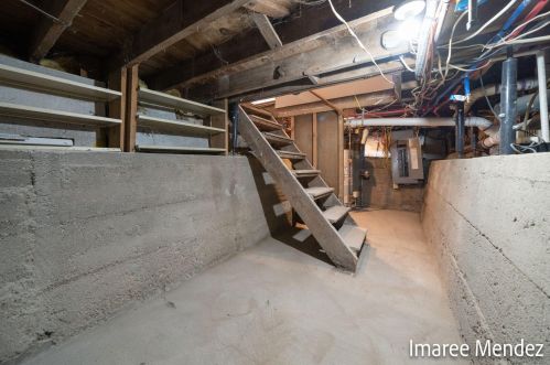 222 Leonard St, Belding MI  48809-1234 exterior