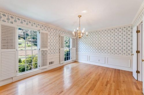 4767 Dunwoody Sta Dr, Atlanta GA 30338-4703 exterior