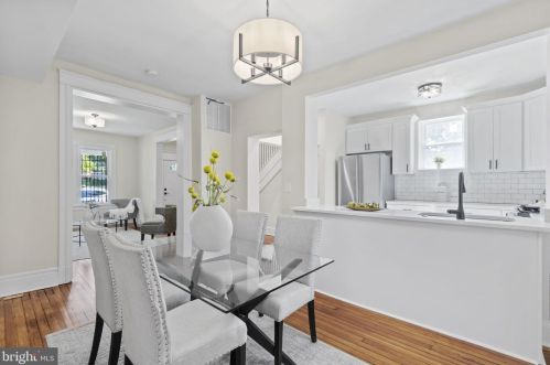 502 Park Rd, Washington DC 20010-2506 exterior