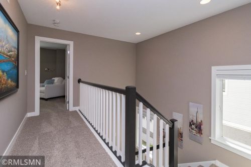 1329 Hartford Ave, Saint Paul MN 55116-1648 exterior