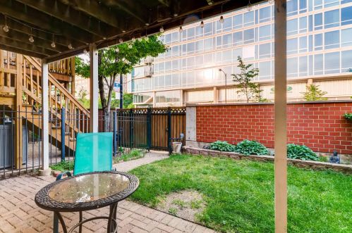 1410 State St, Chicago IL 60827-2078 exterior