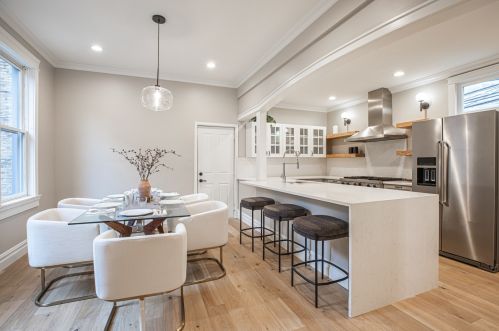 2779 Kenmore Ave, Chicago IL  60614-1305 exterior