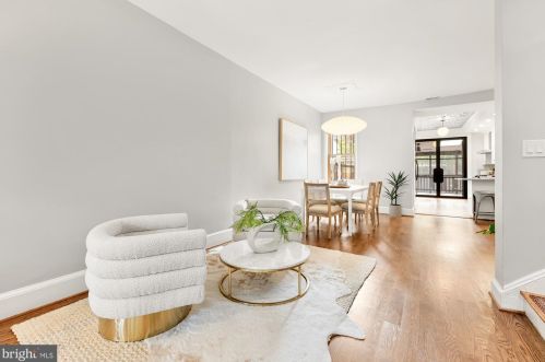 415 10 St, Washington DC 20003-2133 exterior