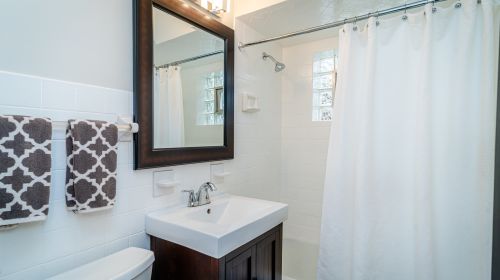 3927 Lawndale Ave, Chicago IL  60618-3107 exterior